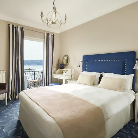 Welcome Hotel