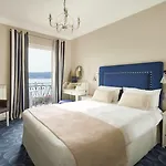 Welcome Hotel