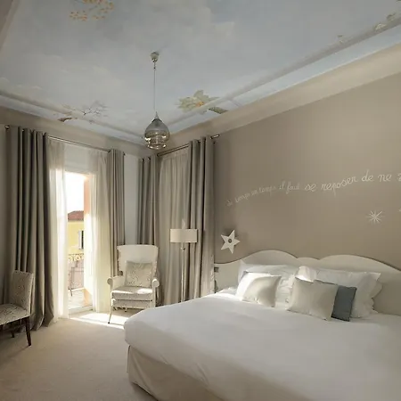 Hotel Welcome 4*